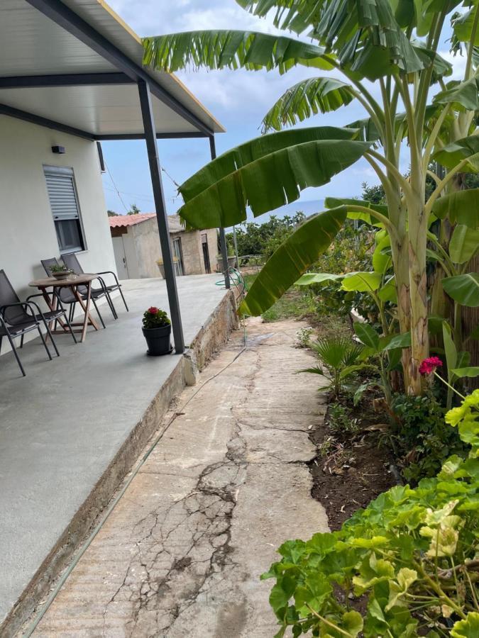 Ambelakia Bungalow Monemvasía Eksteriør billede